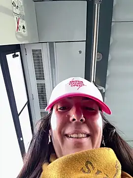 eveangelll online show from April 16, 4:57 am