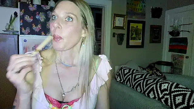 Glamazonx online show from March 22, 1:11 am