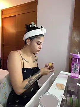 ShawtySlammed online show from April 17, 12:46 am