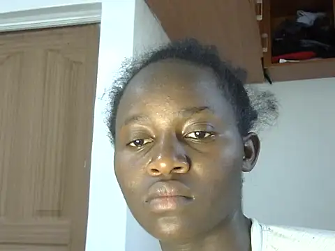 Seeexxxy-bree online show from April 17, 10:06 am