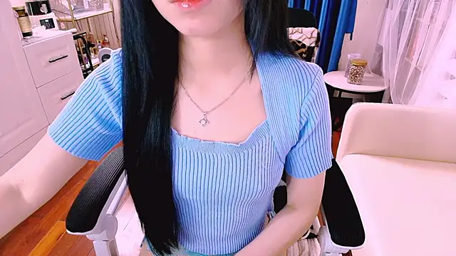 Lee Mi online show from March 14, 2:07 pm