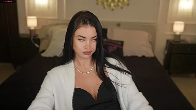 Tina Breeze online show from July 11, 7:19 am