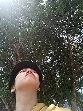 2HotAsain4u online show from April 11, 3:01 am