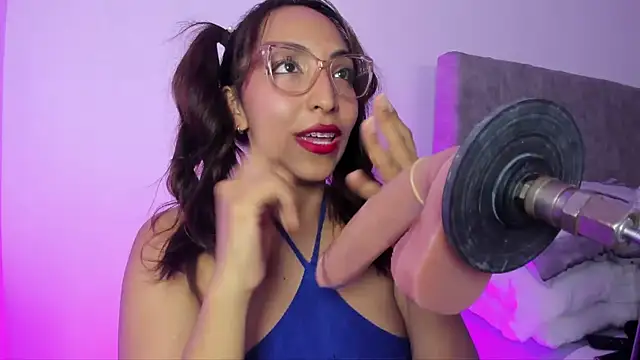 Leticia brownn1 online show from April 13, 8:20 pm