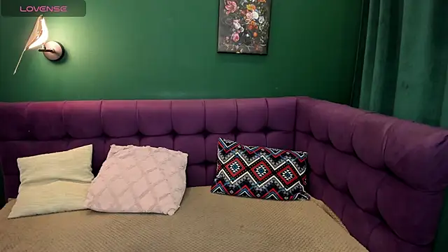 EvaMoran online show from September 15, 1:58 am