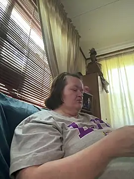Bayou Woman68 online show from May 2, 6:11 pm