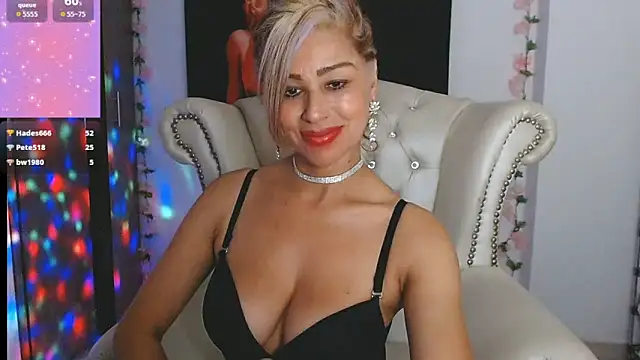 Isabelhot1 online show from April 15, 7:58 pm