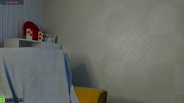 Angel Sapphire  online show from April 12, 9:23 am