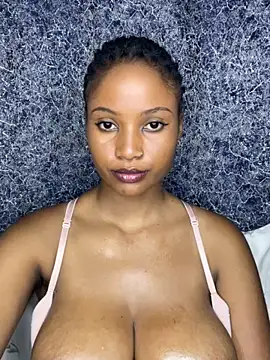 chocogirl01 online show from December 3, 8:06 am