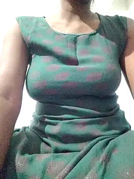 rituporna2004 online show from April 1, 2:45 am