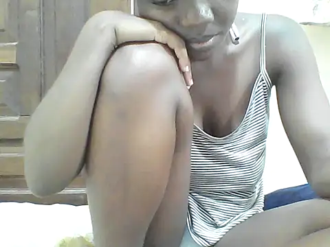 Ebony Sweetcandy online show from April 8, 5:09 am