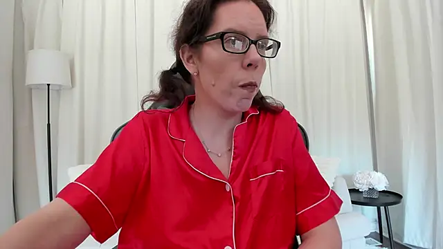 SaraDesirexo online show from April 16, 6:07 pm