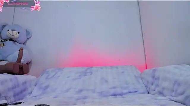 liz 25b online show from March 24, 3:34 am