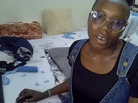 Sweet Bear online show from April 14, 3:01 pm