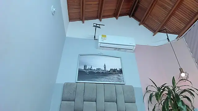 selene tylor  online show from May 28, 1:58 am