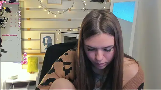 Josephine Kiss online show from March 5, 2:02 pm