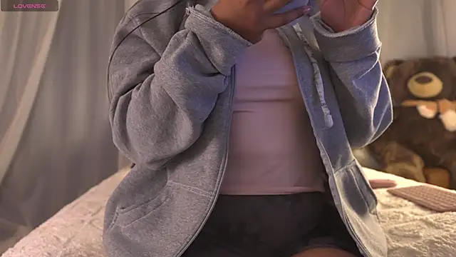 mula talove online show from April 6, 8:26 am