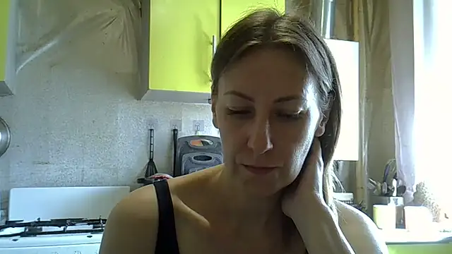 AshleyXHoney online show from June 8, 7:31 am