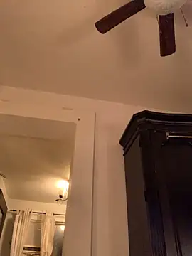 holyeroticss online show from February 4, 1:19 am