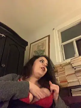 holyeroticss online show from February 3, 2:53 am