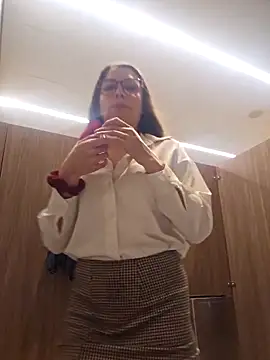 mmm-Virginia online show from March 25, 6:55 pm