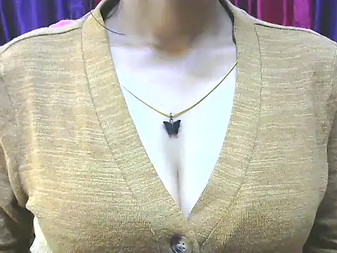 ishmita99 online show from January 18, 9:27 am