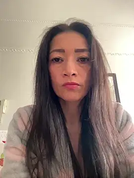 Yulia sx online show from April 19, 8:33 pm