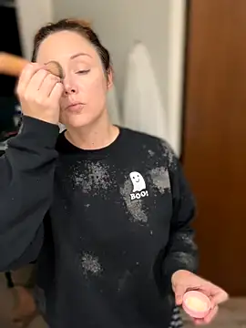 Blaze Baby online show from October 31, 3:49 pm