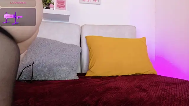 Malka Burning online show from March 26, 8:32 pm