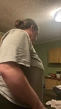 velvetta  online show from April 6, 4:23 am