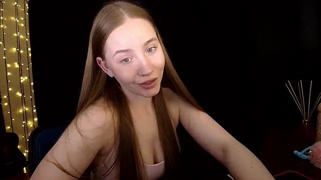 SindiWatsoon online show from April 26, 5:54 pm