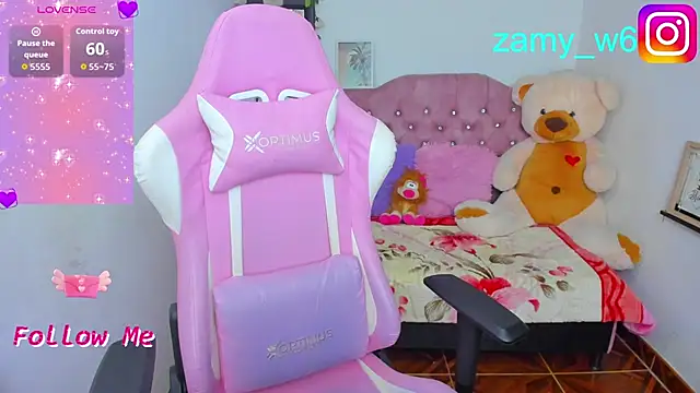 Karla  cute online show from May 6, 5:11 am