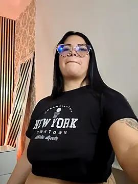 martinna tay online show from March 30, 8:47 am