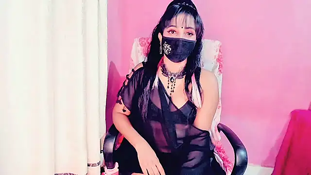 Sweetie Fox XXX online show from July 23, 4:37 pm