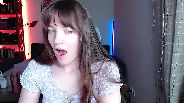 kenzie x online show from June 5, 6:39 am