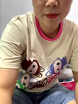 Baby-bigtits online show from December 17, 3:11 am