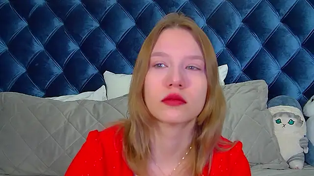 LiliLinn online show from March 12, 4:37 am