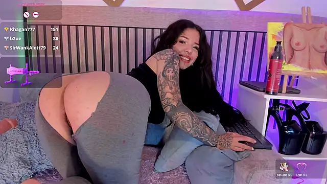 NinaInk online show from April 25, 1:41 pm