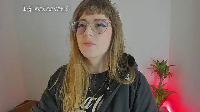 tekila   online show from March 6, 11:00 pm