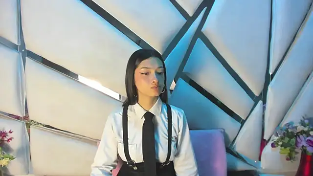 Aurora 18 online show from February 21, 3:02 pm