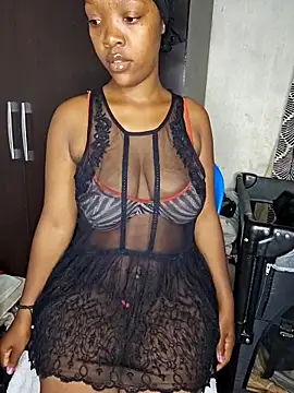 curvysexybody online show from May 8, 12:58 am