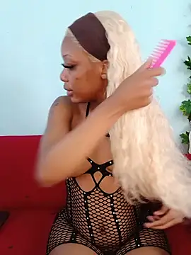 Miss Moriah online show from July 10, 2:06 pm