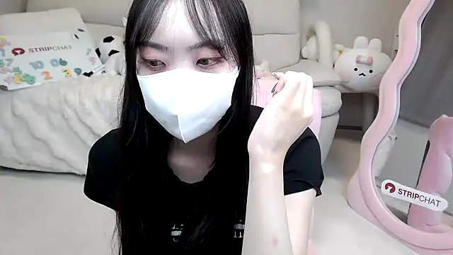 momo room online show from October 6, 10:43 am