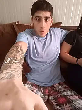 arenn1997 online show from April 6, 1:34 pm