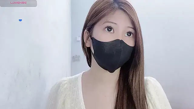 tanhxiu online show from March 15, 12:51 pm