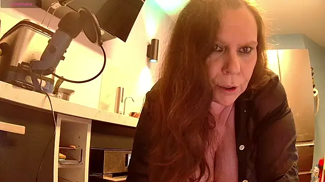 Endrocleia online show from March 13, 2:57 am