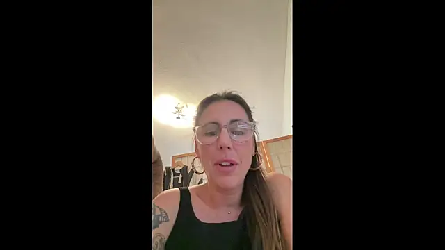 Klamsine online show from October 14, 4:09 pm