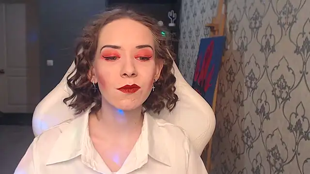 FascinatingEyess online show from May 30, 7:54 pm