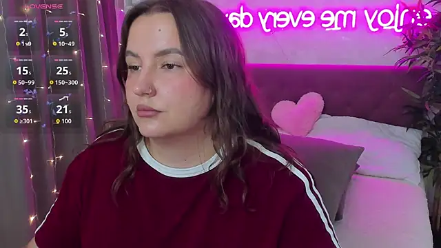 FeralPeach online show from July 9, 6:05 am