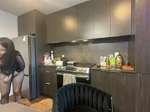 yourgoddessangela online show from April 17, 9:50 pm